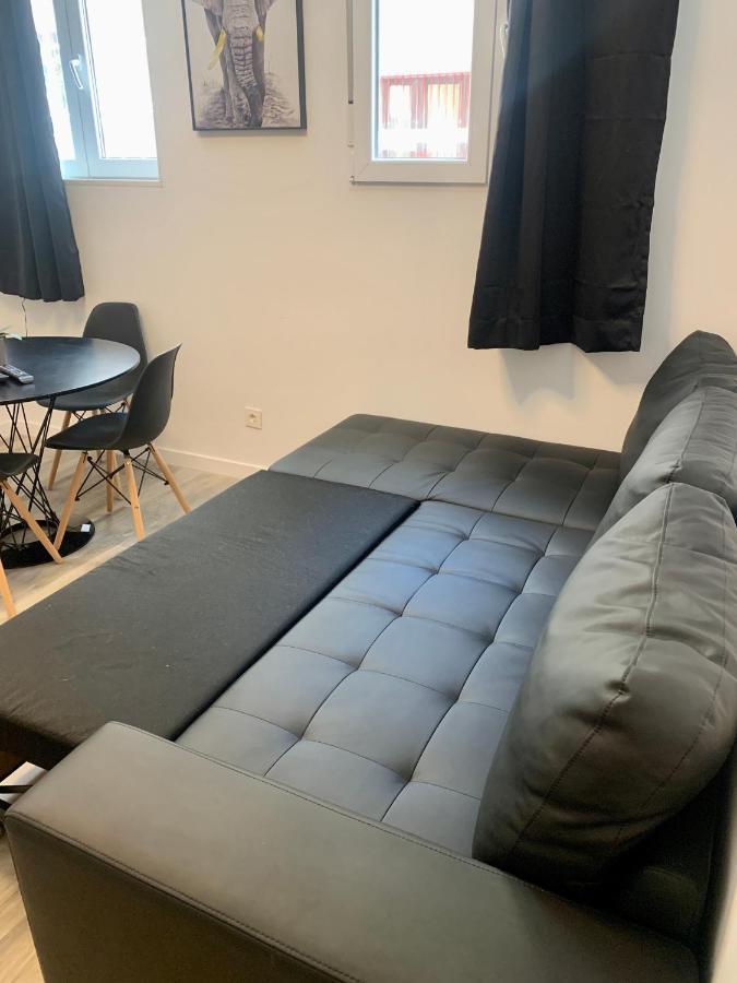 Apartamento Blanco Y Negro En El Centro Alicante Eksteriør billede